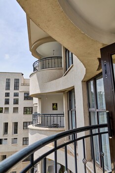 sangara by edmor suites