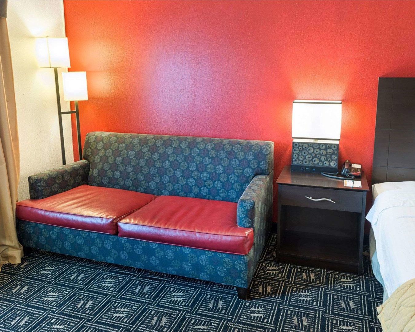 quality inn in the business district