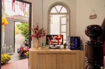 Cham's Hotel & Homestay,,5 star