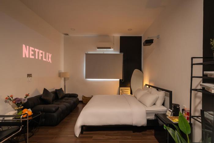 chams hotel and homestay