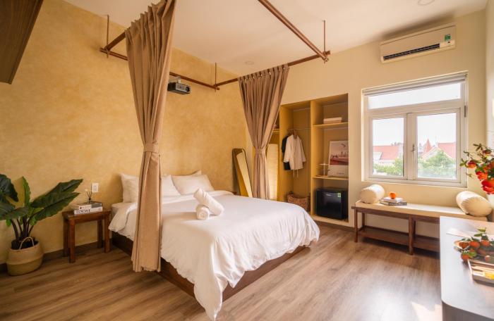 chams hotel and homestay