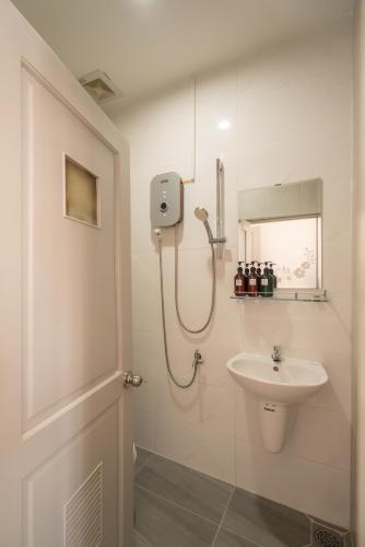 chams hotel and homestay