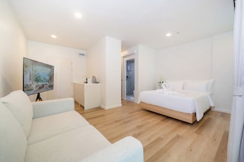 Zcape X2 Condominium In Bang Tao,,4 star