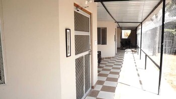 shyam luxurious huts and guest house
