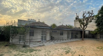 Shyam Luxurious Huts & Guest House,,3 star