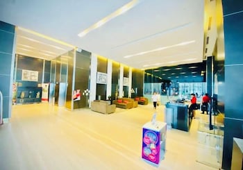 crystal suites at ramada hotel