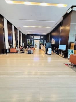 Crystal Suites At Ramada Hotel,,5 star