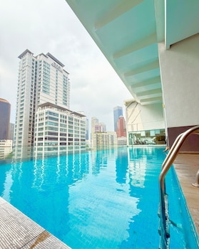 crystal suites at ramada hotel