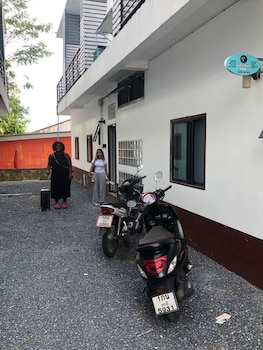 den nest guest house krabi