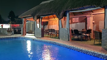 Olu Guest Lodge,,3 star