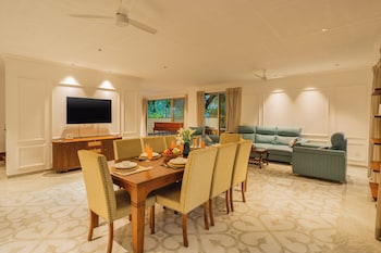 elivaas kensho daisy 5 bhk villa with plunge pool