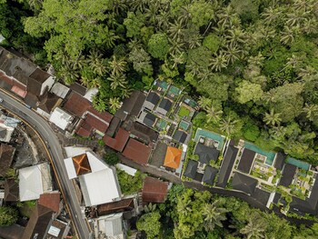 changi jungle ubud villas