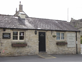 The Catherine Wheel,,3 star