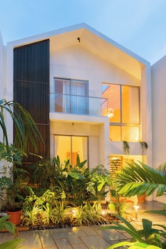 elivaas mirai tauras 3bhk