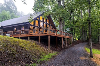 Willow Falls,340 Willow Creek Drive,3 star