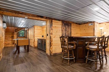 Willow Falls,340 Willow Creek Drive,3 star