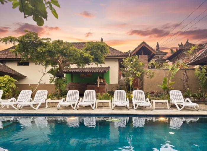 buana sari villas by agata