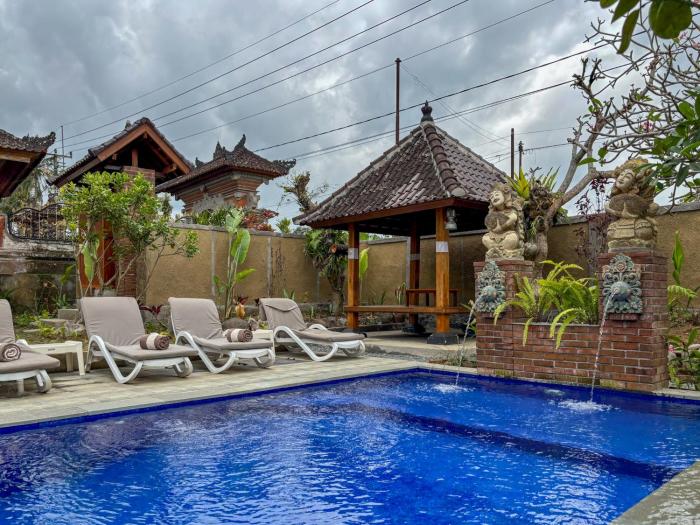 buana sari villas by agata