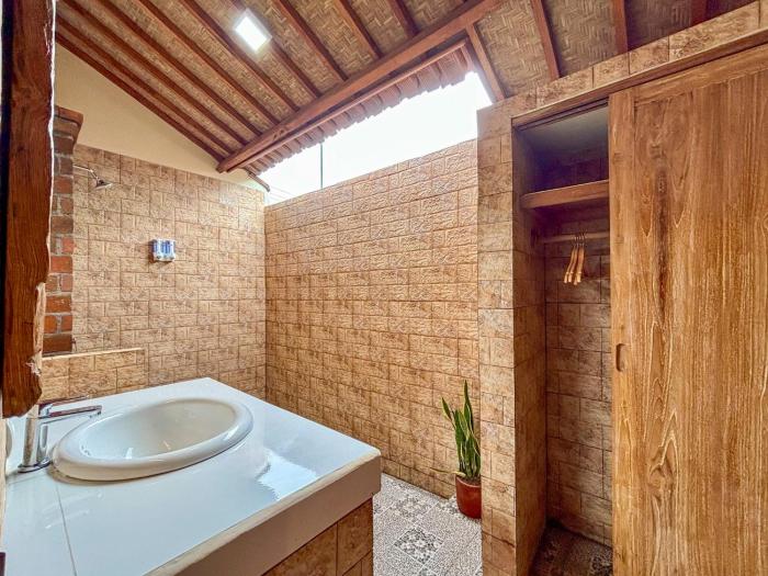 buana sari villas by agata