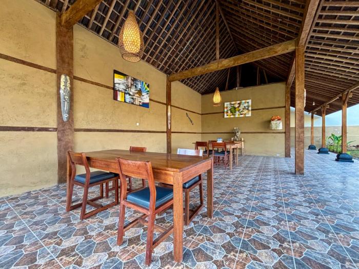 buana sari villas by agata