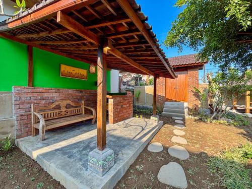 buana sari villas by agata