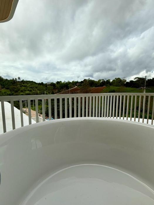 hill jai poolvilla khao kho