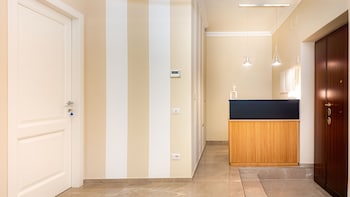 aura vatican suite