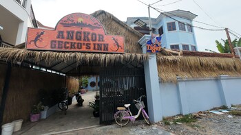 angkor geckos inn