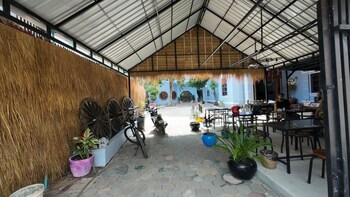 angkor geckos inn