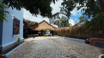 angkor geckos inn