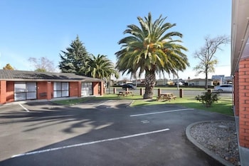 Accommodation Gateway Motel,,2 star