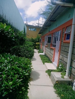 cis mara acacia motel