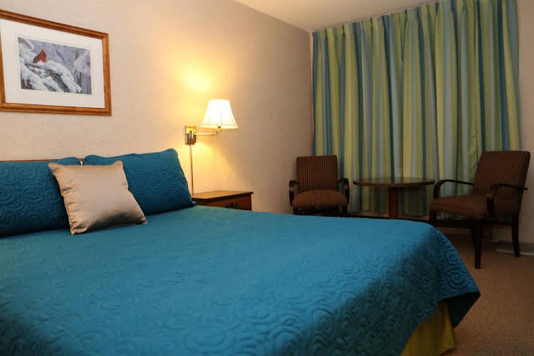 Arrowhead Inn,Parry Sound>>Huntsville,2 star