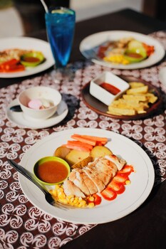Giri Tengah Resort Borobudur,,3 star