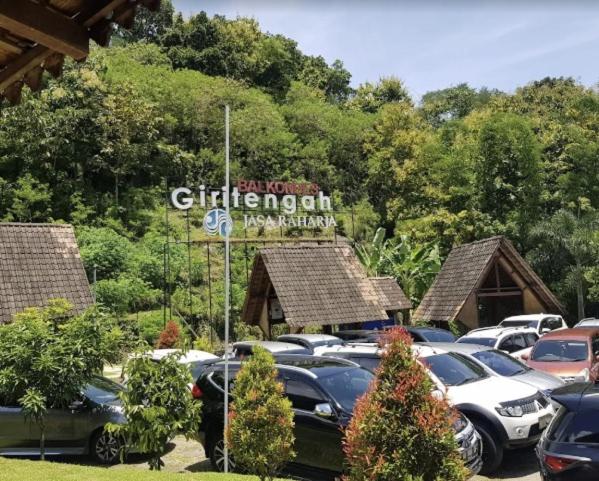 giri tengah resort borobudur