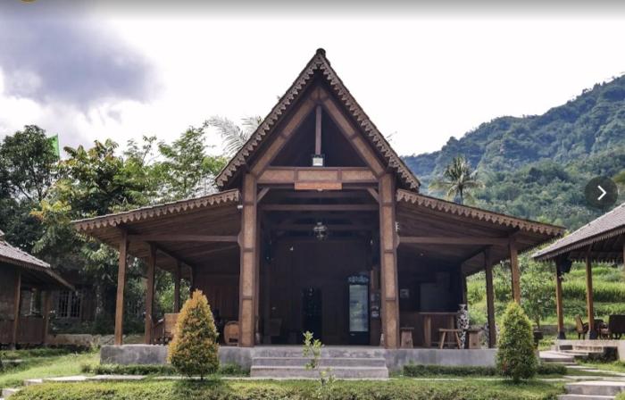 giri tengah resort borobudur