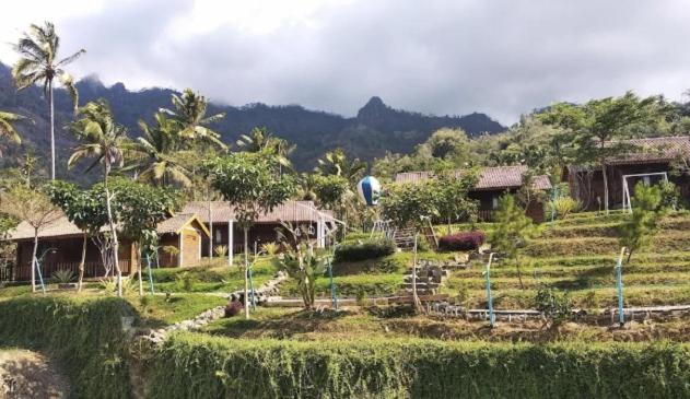giri tengah resort borobudur