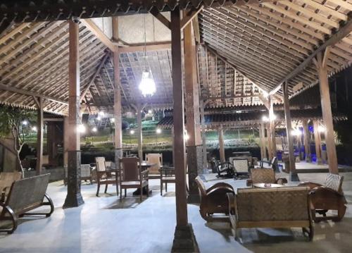 giri tengah resort borobudur