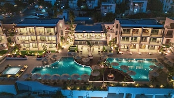 ayaz suites