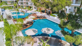 ayaz suites