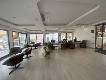 ayaz suites