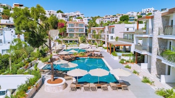 ayaz suites