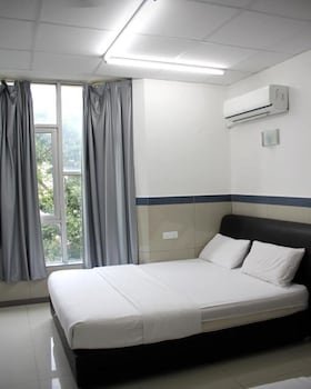 burmahtel hostel