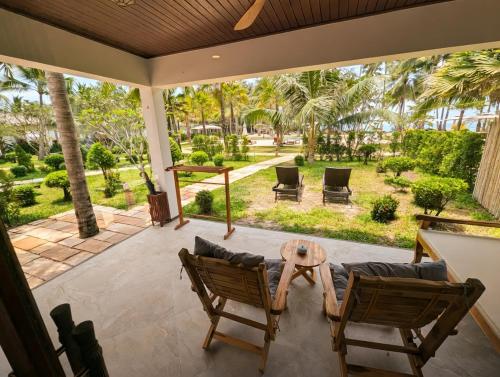 mint lotus resort koh kood