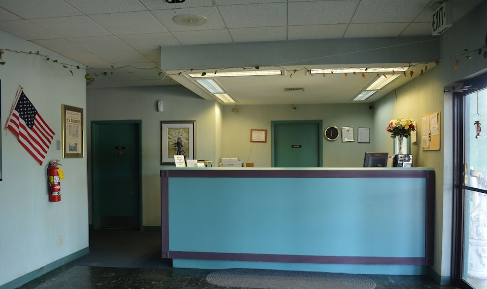 camilla inn and suites