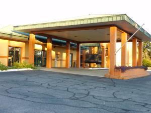 camilla inn and suites