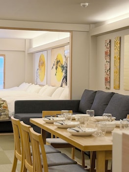 bhotel miyajima omotesando 21