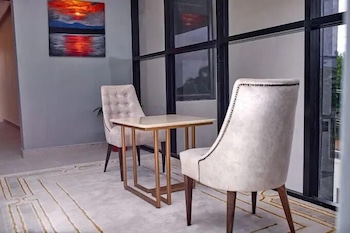 ros villa apartment