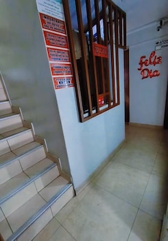 Hostal Paris M&P 3,,4 star