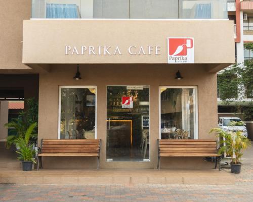 paprika stays